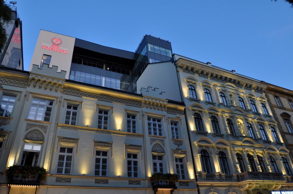 Hotel President Budapest Luaran gambar